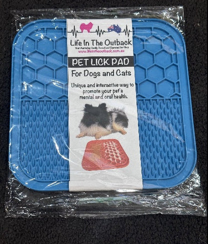 1x LIFE IN THE OUTBACK PET LICK PAD - Blue